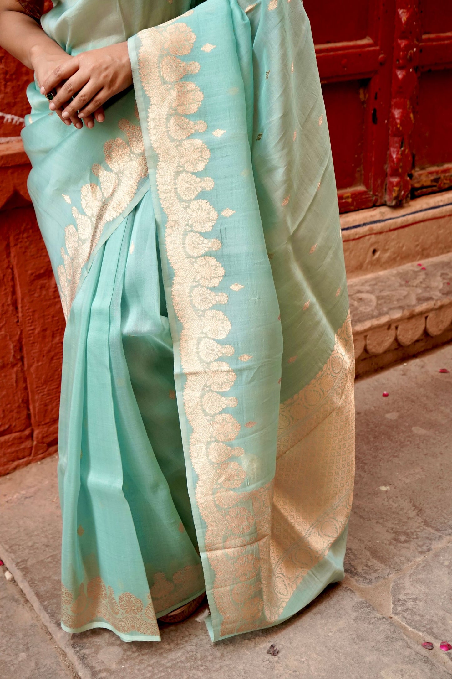 Pure Kora Silk Designer Scaleup Border Made by Kadhwa Technique
