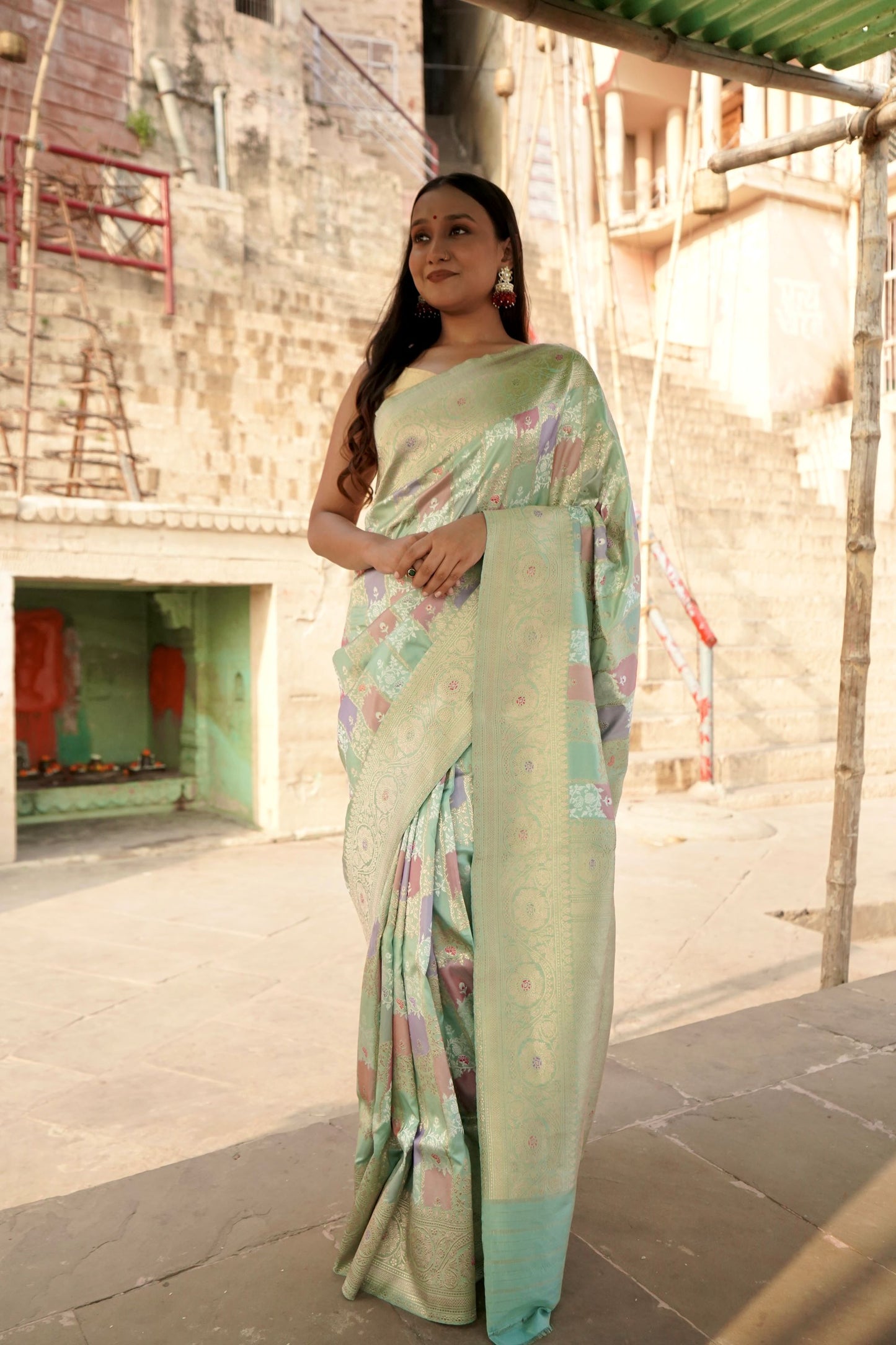 Pure Ektaara Katan Silk Rangkaat Banarasi Saree Weaved with Kadhwa Technique in Pastel Shades