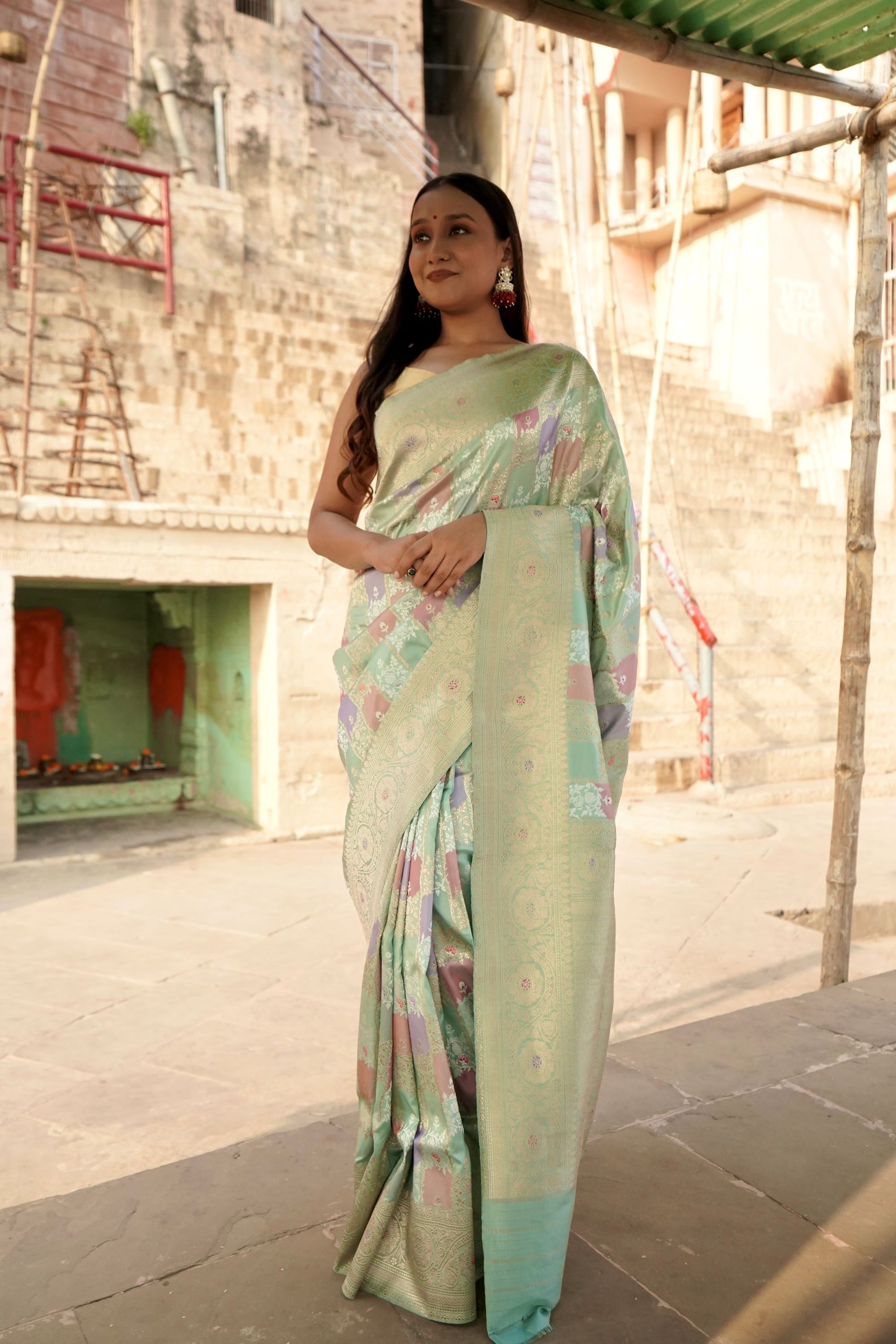 Pure Ektaara Katan Silk Rangkaat Banarasi Saree Weaved with Kadhwa Technique in Pastel Shades