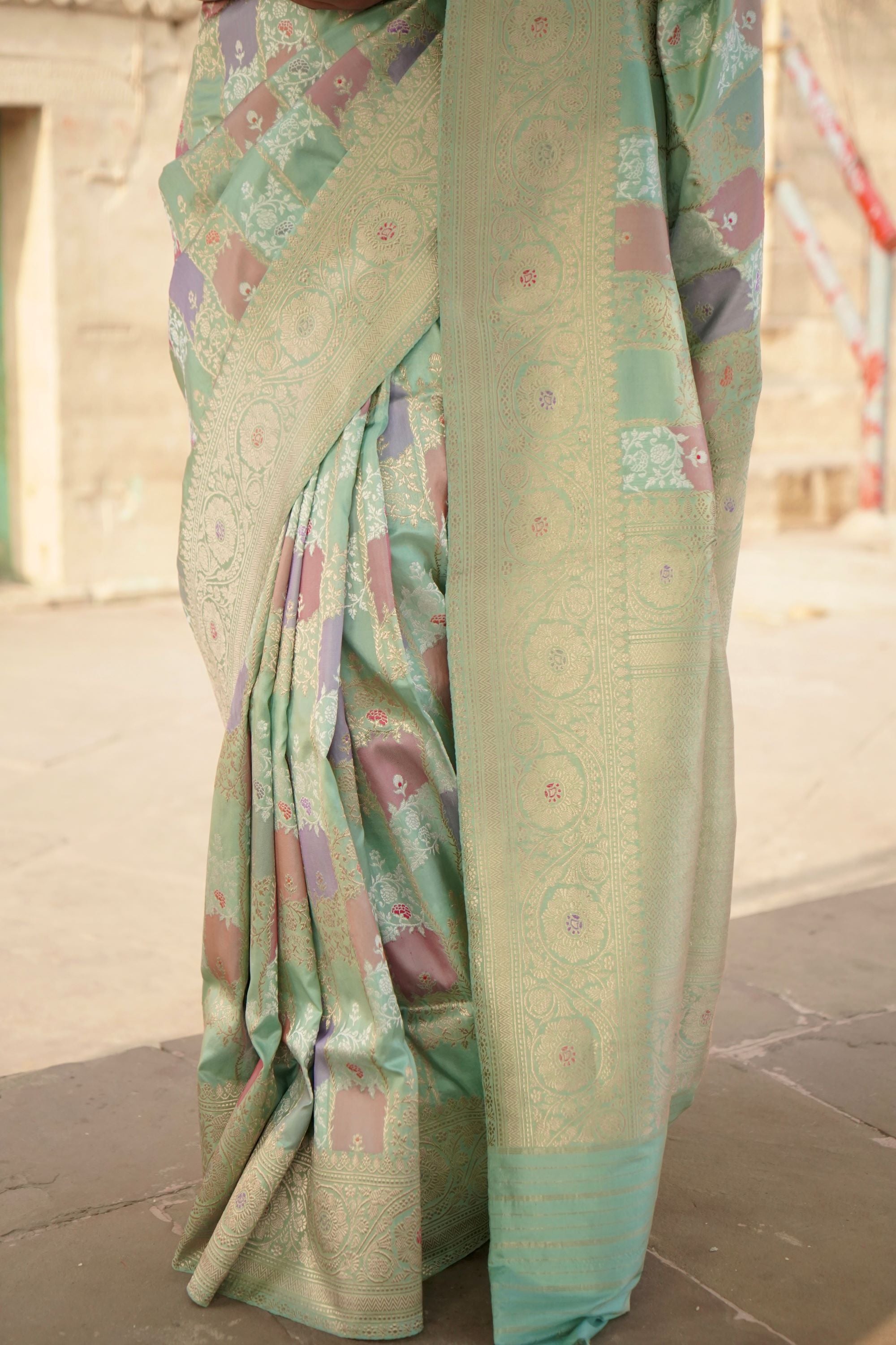 Pure Ektaara Katan Silk Rangkaat Banarasi Saree Weaved with Kadhwa Technique in Pastel Shades