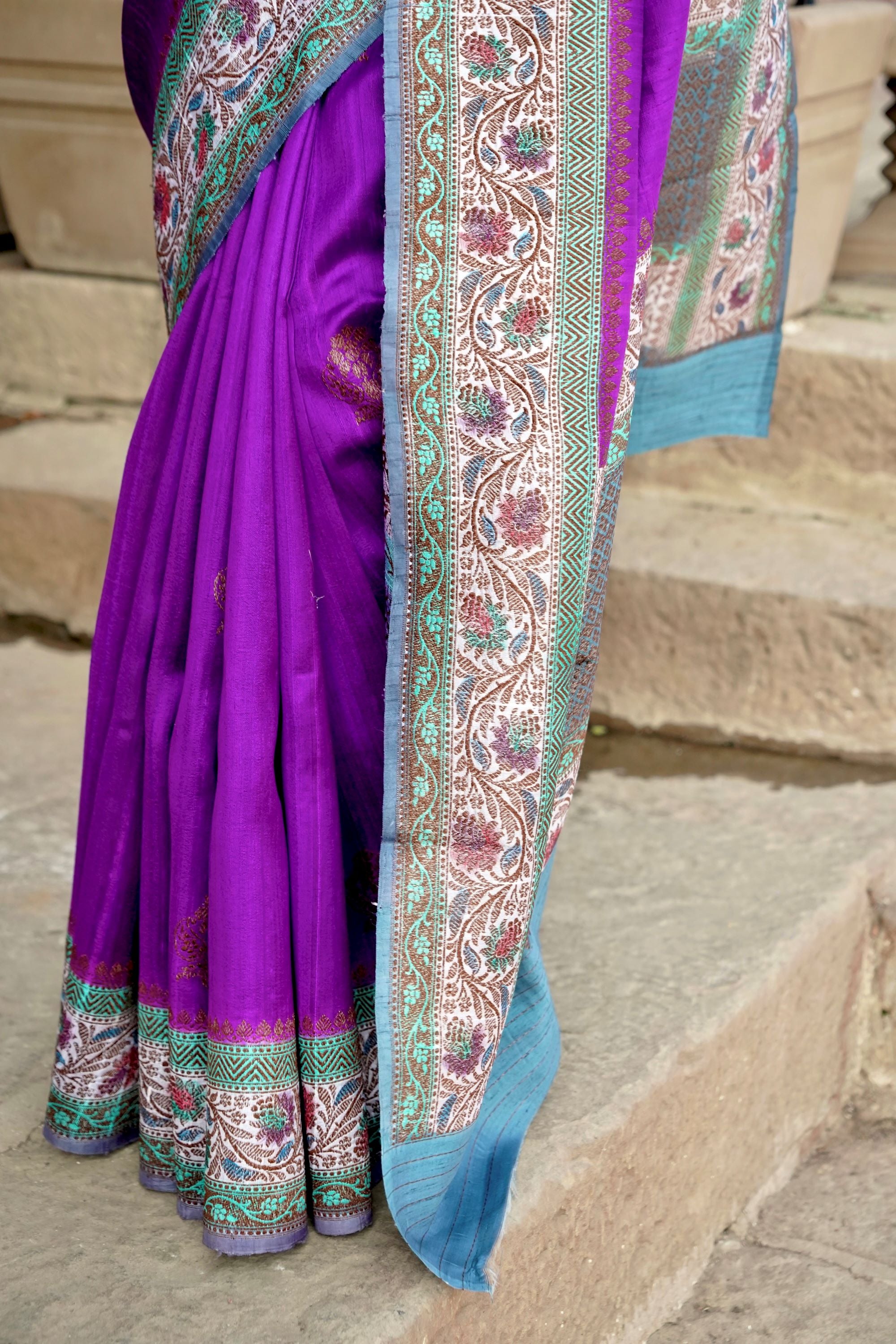 Purple Contrast Raw Silk Zari Mina Border Anchal Antique Zari Boota Saree